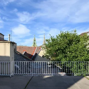  Apartman Palais Palffy Suits