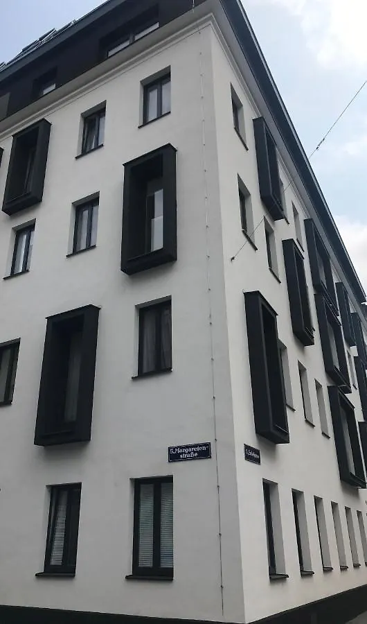 Saralo Apartments 1050 Vienna